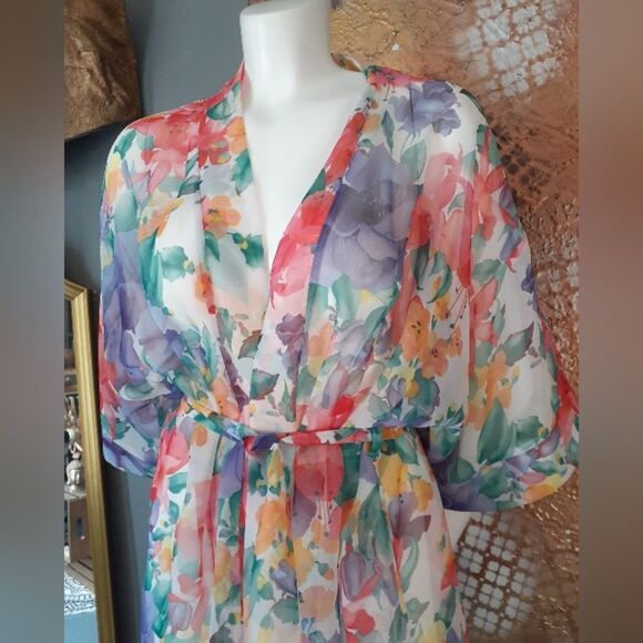 Vintage Floral Sheer Kimono Robe - Picture 11 of 14